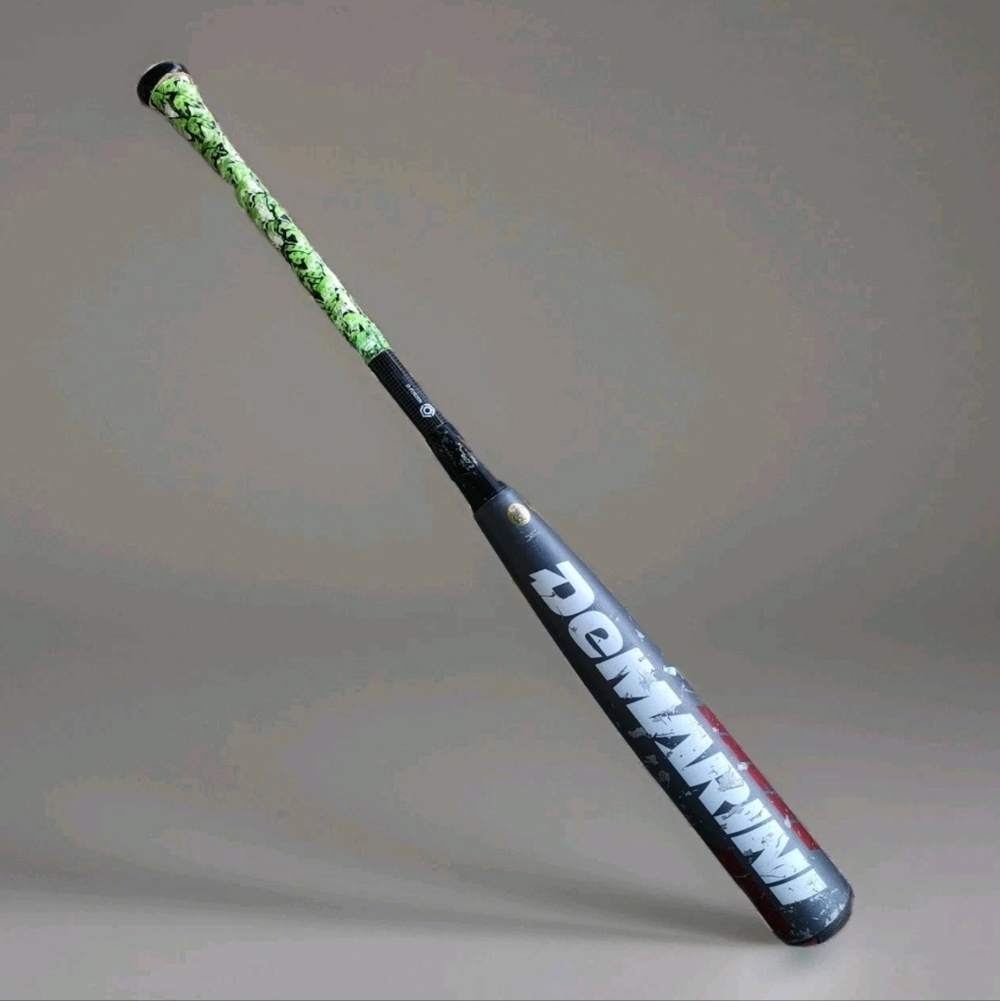 DeMarini Voodoo Raw,  X12 Alloy,  (33")(30oz.)(2 5/8")(-3) Baseball Bat. 